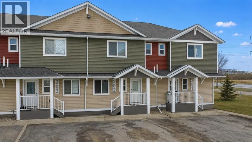202, 148 Vanier Drive, Red Deer, Alberta T4R0K9
