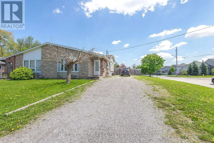 58 DORCHESTER BOULEVARD, St. Catharines (Carlton/Bunting), Ontario L2M6V2
