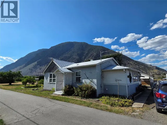 110 9th Avenue, Keremeos, British Columbia V0X1N3