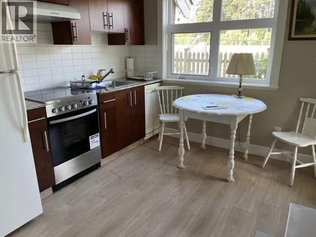 2780 ACADIA ROAD, Vancouver, British Columbia V6T1N4