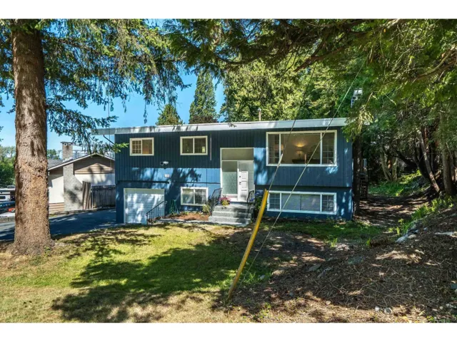 11291 REGAL DRIVE, Surrey, British Columbia V3V2S5
