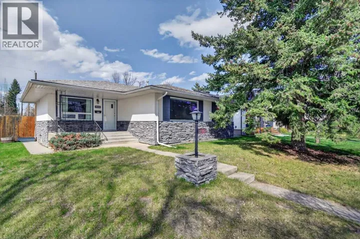 3112 34 Avenue SW, Calgary, Alberta T3E0Z1