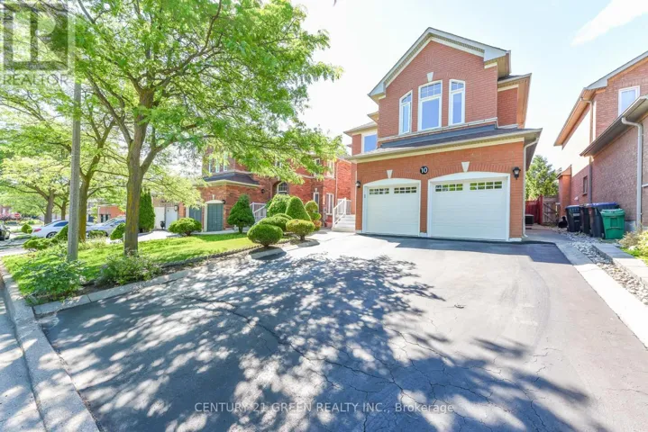 10 SIERRA PEAK COURT, Brampton (Sandringham-Wellington), Ontario L6R2B3