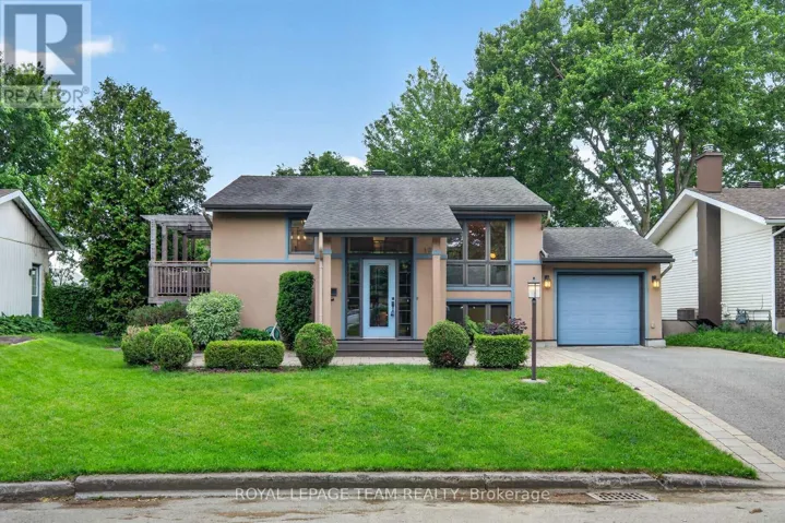 1282 ALLOWAY CRESCENT, Ottawa, Ontario K1K3Z1