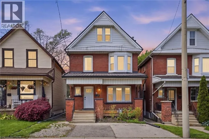 38 NORWAY Avenue, Hamilton, Ontario L8M2V7