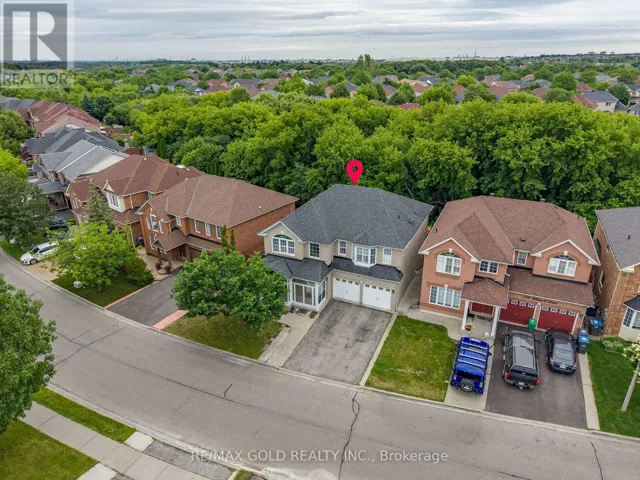 141 WHITWELL DRIVE, Brampton (Vales of Castlemore), Ontario L6P1L2