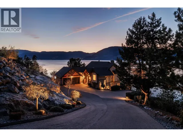 6850 Lakeshore Road, Kelowna, British Columbia V1W4J5