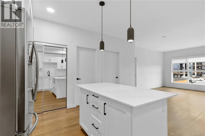 206 2469 Gateway Rd, Langford, British Columbia V9B6R7
