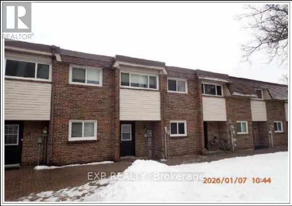 111 - 55 GODSTONE ROAD, Toronto (Don Valley Village), Ontario M2J3C8