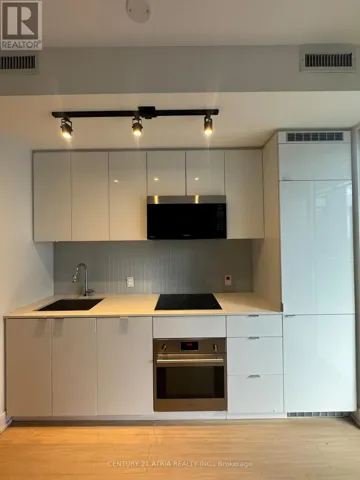 2402 - 7 GRENVILLE STREET, Toronto (Bay Street Corridor), Ontario M4Y0E9