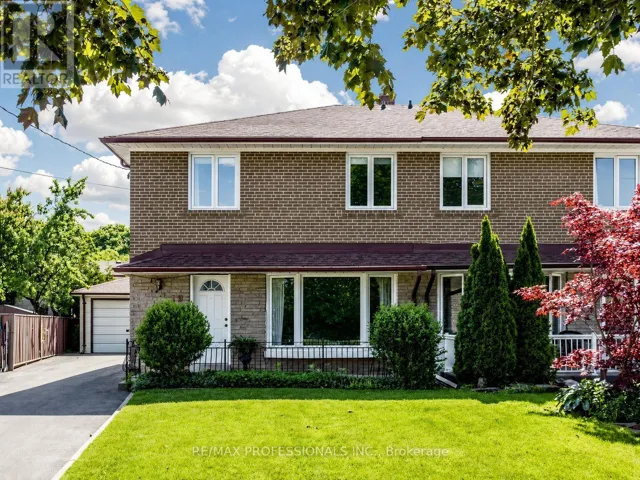 19 DAVELAYNE ROAD, Toronto (Humbermede), Ontario M9M2A6
