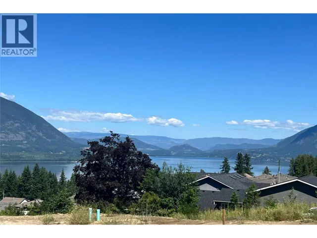 1181 16 Avenue SE, Salmon Arm, British Columbia V1E2R5