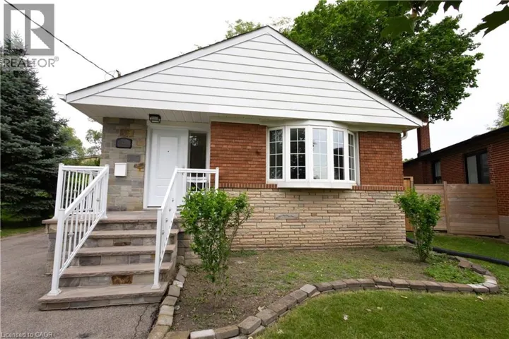 25 ALLONSIUS Drive Unit# Main, Etobicoke, Ontario M9C3N4