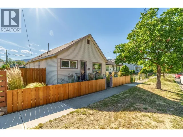 543 Burns Street, Penticton, British Columbia V2A4W9