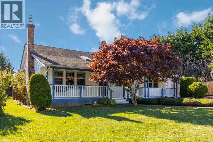 711 Miller Ave, Saanich, British Columbia V8Z3C9