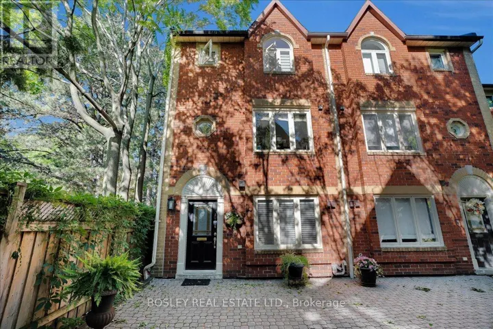 #11 - 18 DONCREST ROAD, Toronto (Playter Estates-Danforth), Ontario M4K1R8