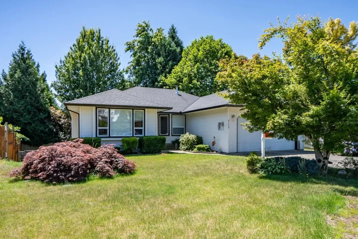 8258 WHARTON PLACE, Mission, British Columbia V2V7A4