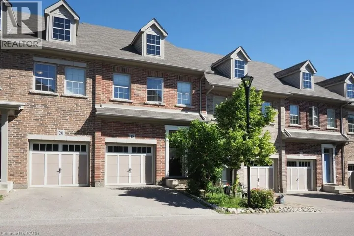 18 ROBERT PEEL Road, Kitchener, Ontario N2H0B3