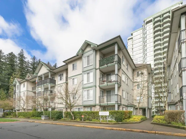 204 14859 100 AVENUE, Surrey, British Columbia V3R2V5