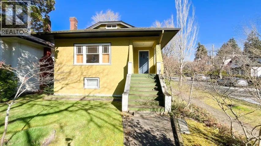 2307 W 47TH AVENUE, Vancouver, British Columbia V6M2N1