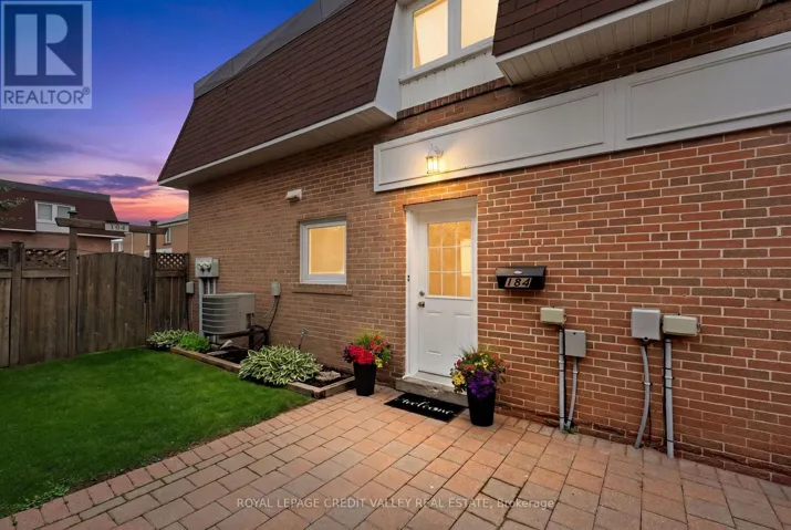 184 - 184 TOWN HOUSE CRESCENT, Brampton (Brampton East), Ontario L6W3C6