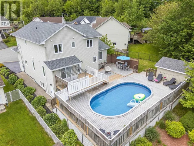 17 Pompano Court, Dartmouth, Nova Scotia B2X3T2