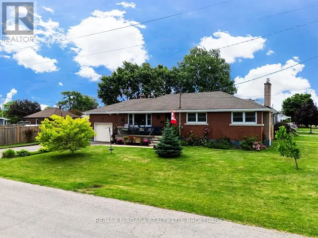 90 JOHN STREET, Port Colborne (Killaly East), Ontario L3K1R2