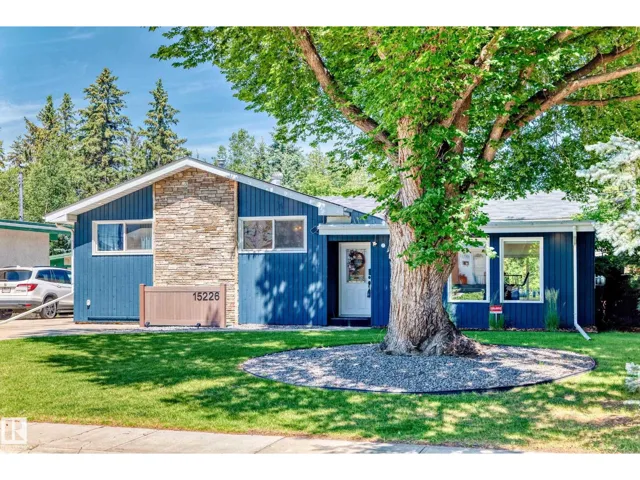 15226 81 AV NW, Edmonton, Alberta T5R3P1