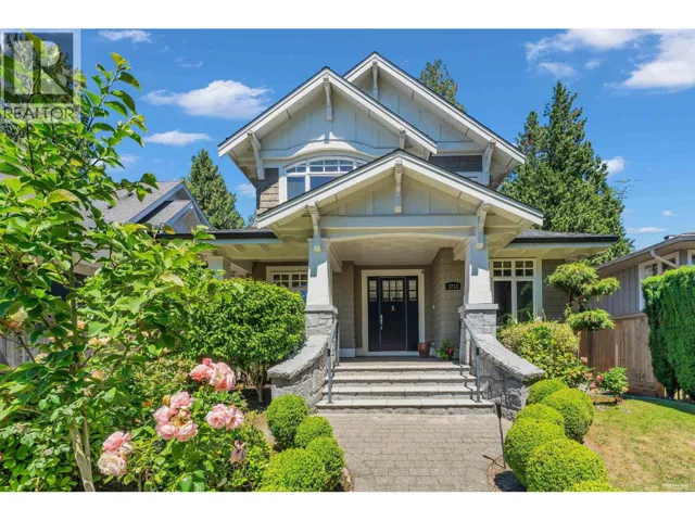 2213 JEFFERSON AVENUE, West Vancouver, British Columbia V7V2A9