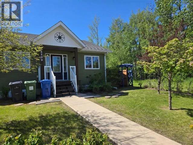 5709 57 Avenue, Rocky Mountain House, Alberta T4T1A2