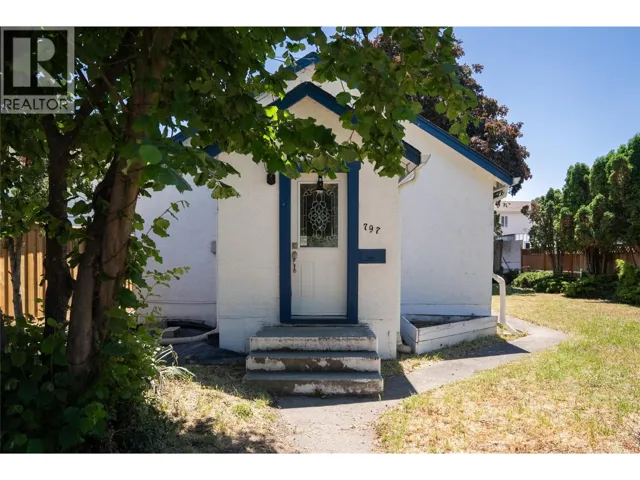 797 Bay Avenue, Kelowna, British Columbia V1Y7K2