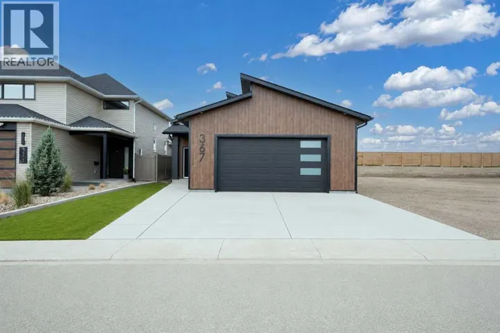 367 Sterling Crescent SE, Medicine Hat, Alberta T1B0P6