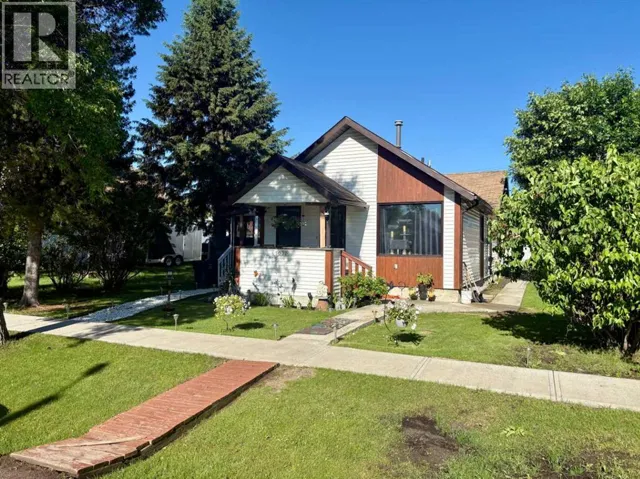 5032 48 Street, Mannville, Alberta T0B2W0