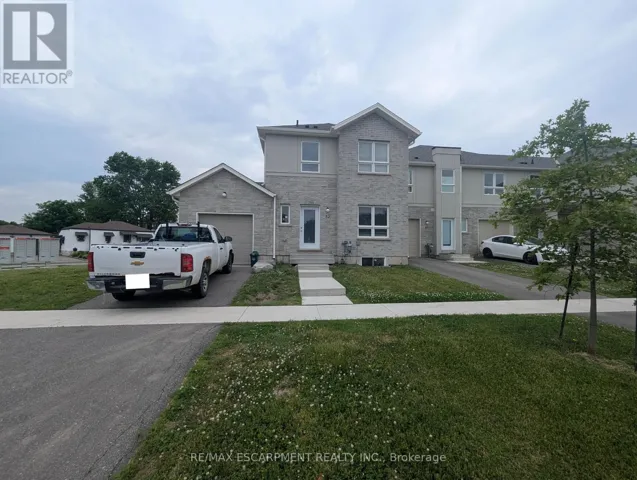 82 ST GEORGE STREET, Welland (Broadway), Ontario L3C5N1