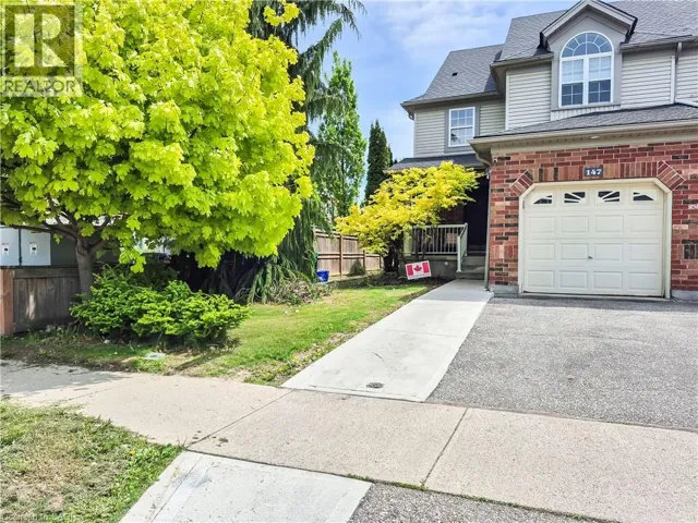 147 DUBRICK Crescent Unit# 1, Kitchener, Ontario N2E4G3