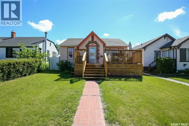 2241 Queen STREET, Regina, Saskatchewan S4T4C6