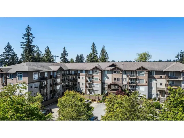 205 2581 LANGDON STREET, Abbotsford, British Columbia V2T7A3