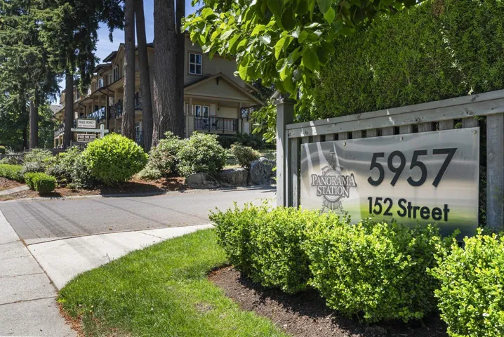3 5957 152 STREET, Surrey, British Columbia V3S3K4