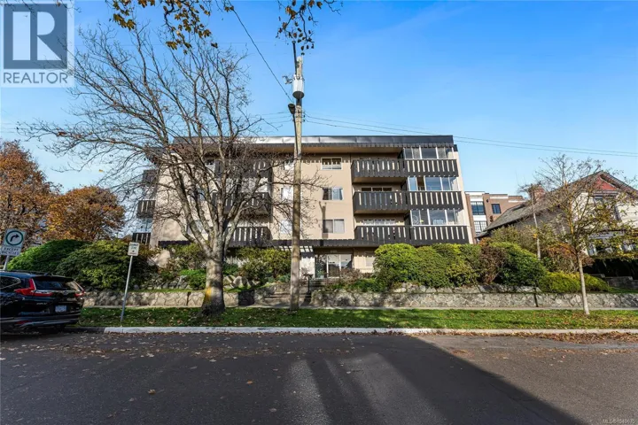 302 1000 McClure St, Victoria, British Columbia V8V3E9