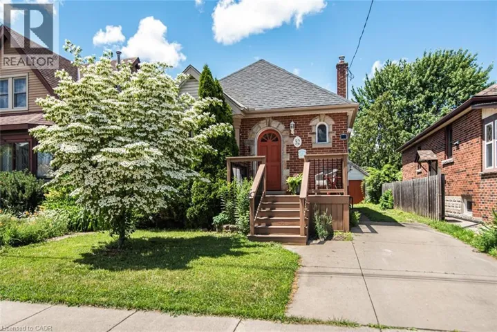 52 CAMERON Avenue S, Hamilton, Ontario L8K2W9