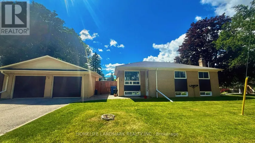 5 JOHNSON ROAD, Aurora (Aurora Highlands), Ontario L4G2A1