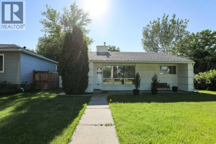 1130 12B Street South, Lethbridge, Alberta T1K1S2