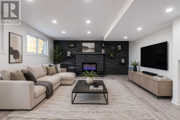 LOWER - 22 CHANTLER ROAD, Welland (West Welland), Ontario L3C4M5