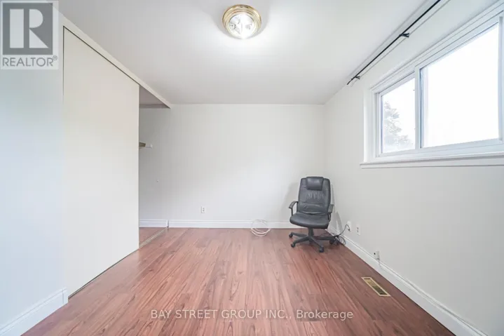 296 KILLDEER STREET W, Oshawa (Eastdale), Ontario L1G6X3
