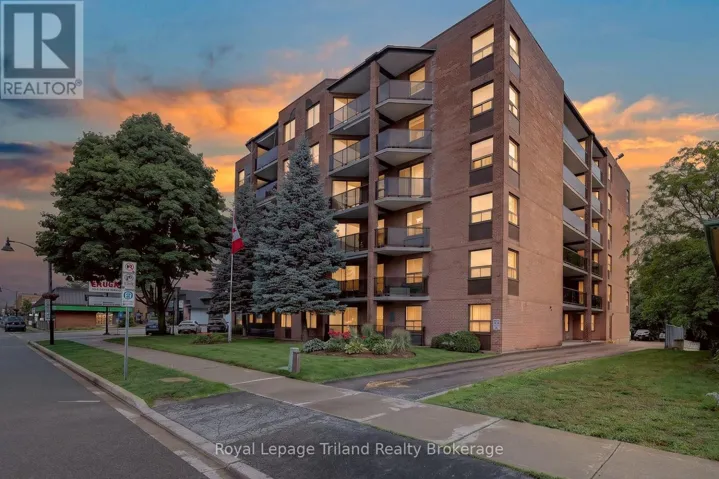 102 - 217 THAMES STREET S, Ingersoll (Ingersoll - South), Ontario N5C2T6