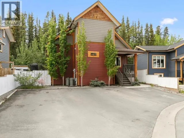 11-19 WANN ROAD, Whitehorse, Yukon Y1A0k4