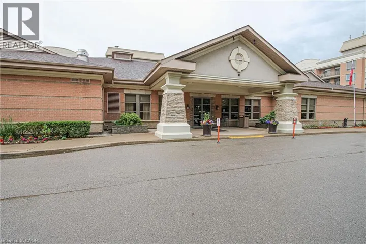 100 BURLOAK Drive Unit# 1510, Burlington, Ontario L7L6P6