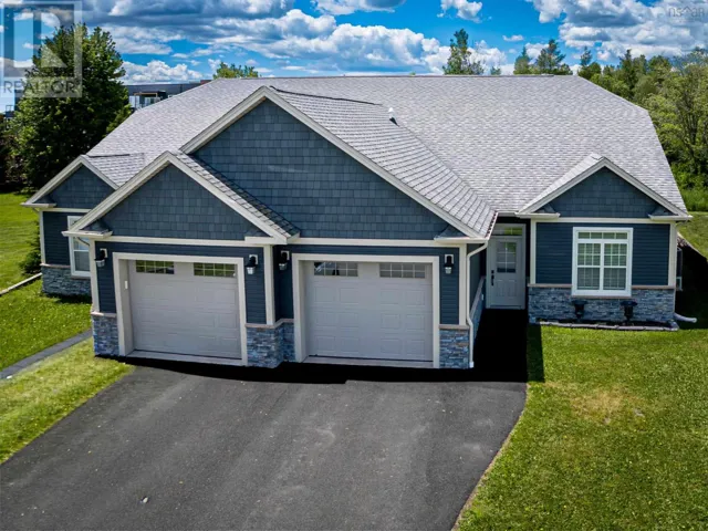 4 White Road, Enfield, Nova Scotia B2T1L4