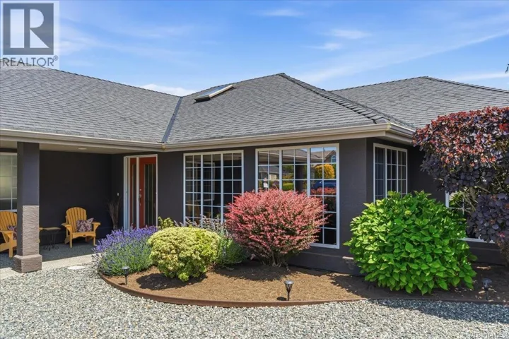 769 Anson Pl, Qualicum Beach, British Columbia V9K2J4