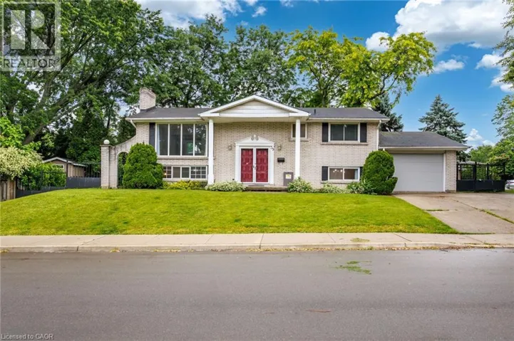 39 SAN FRANCISCO Avenue, Hamilton, Ontario L9C5N8